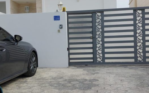 Villa for Sale/Rent in Al Amerat