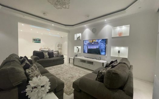 Villa For Sale in Al Amerat / Al Nahda City