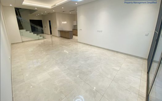 Town House for Sale in Muscat Hills